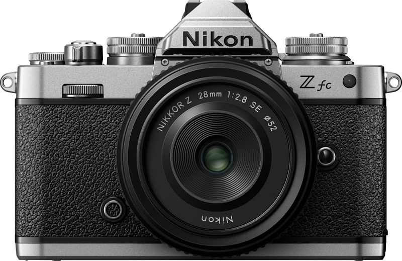 Foto van Nikon z fc + nikkor z 28mm f/2.8