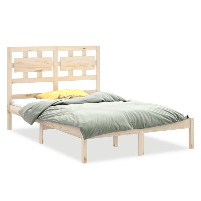 Foto van The living store bedframe - houten bedframe - 205.5 x 125.5 x 100 cm - grenenhout