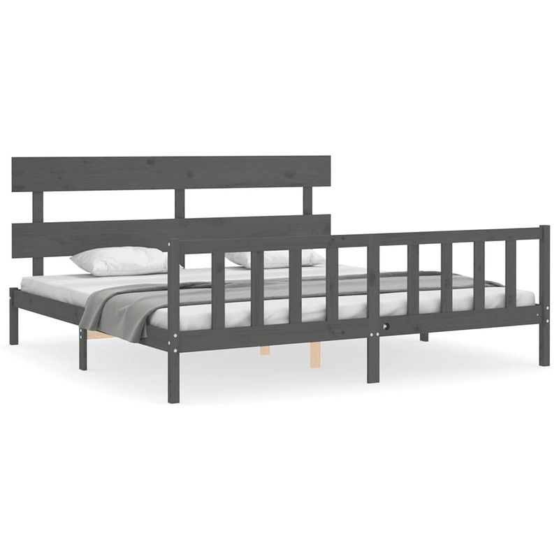 Foto van The living store bedframe grenenhout - grijs - 205.5 x 205.5 x 81 cm - multiplex lattenbodem - functioneel hoofd- en