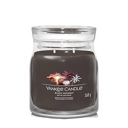 Foto van Yankee candle geurkaars medium - met 2 lonten - black coconut - 11 cm / ø 9 cm