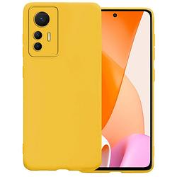 Foto van Basey xiaomi 12 lite hoesje siliconen back cover case - xiaomi 12 lite hoes silicone case hoesje - geel