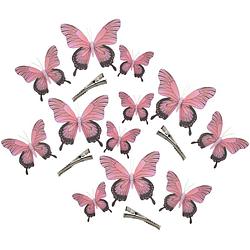 Foto van 12x stuks decoratie vlinders op clip - roze - 3 formaten - 12/16/20 cm - hobbydecoratieobject