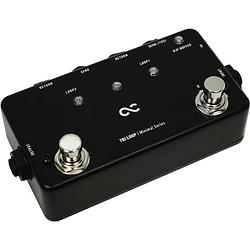 Foto van One control minimal series tri loop looper, remote footswitch en splitter